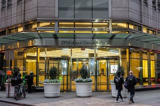 JPMorgan Chase headquarters in New York, March 23, 2022. An effort by the Nigerian government to force JPMorgan Chase to restore funds that it claimed former officials had looted from a government bank account failed on Tuesday, June 14, when a judge in London ruled in favor of the bank. (Hiroko Masuike/The New York Times)