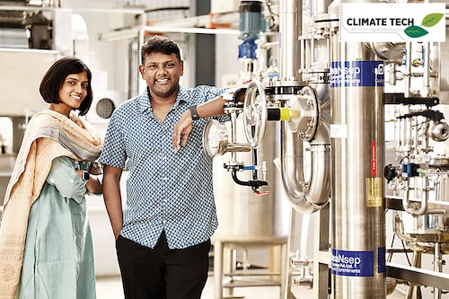 Ezhil Subbian (left), co-founder and CEO, and Vinod Kumar, co-founder and MD