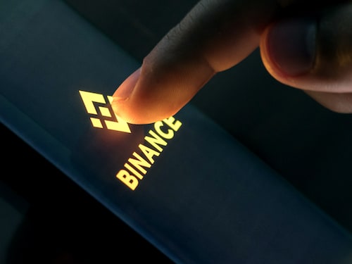 The battery’s thermal runaway difficulties are the primary cause of such problems. This conflict is influenced by several variables, including external battery damage, poor charging, weather, and improper cooling.
Image: Shutterstock The battery’s thermal runaway difficulties are the primary cause of such problems. This conflict is influenced by several variables, including external battery damage, poor charging, weather, and improper cooling.
Image: Shutterstock
