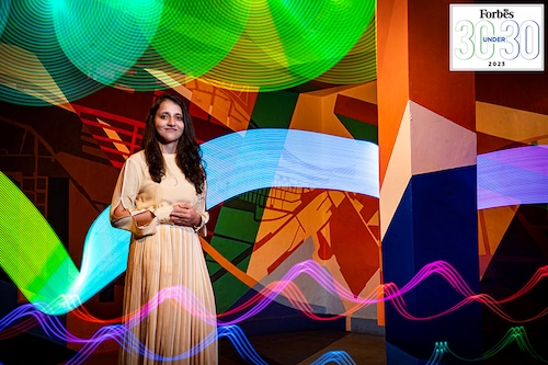 Aashti Miller
Image: Mexy Xavier Light painting: Neha Mithbawkar & Arpit Jain Outfit: Bodice Aashti Miller
Image: Mexy Xavier Light painting: Neha Mithbawkar & Arpit Jain Outfit: Bodice