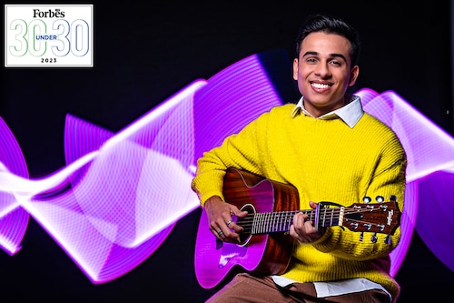 Anuv Jain
Image: Mexy Xavier Light painting: Hemal Patel Style: Aratrika Das Anuv Jain
Image: Mexy Xavier Light painting: Hemal Patel Style: Aratrika Das