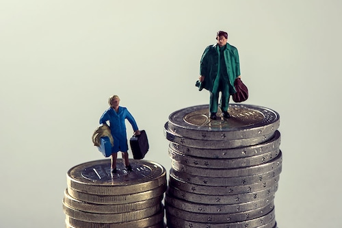 Both men and women are subject to bias in the workplace, although in different ways.
Image: Shutterstock Both men and women are subject to bias in the workplace, although in different ways.
Image: Shutterstock