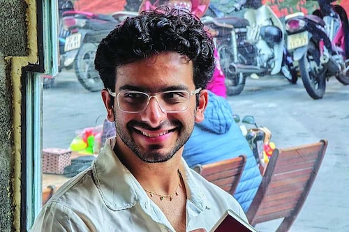 Vishnu Kaushal is popular among the youth for his funny portrayal of teacher-student conversations, banter between cousins, and more.