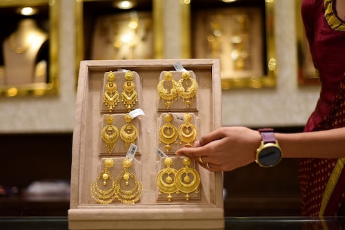 Between April and December, 2023, the price of gold was largely stable, at an average of Rs 63,000 per 10 grams. This resulted in strong demand, and imports rose 26.7 percent to $36 billion during this period.
Image: Indranil Aditya/NurPhoto via Getty Images Between April and December, 2023, the price of gold was largely stable, at an average of Rs 63,000 per 10 grams. This resulted in strong demand, and imports rose 26.7 percent to $36 billion during this period.
Image: Indranil Aditya/NurPhoto via Getty Images