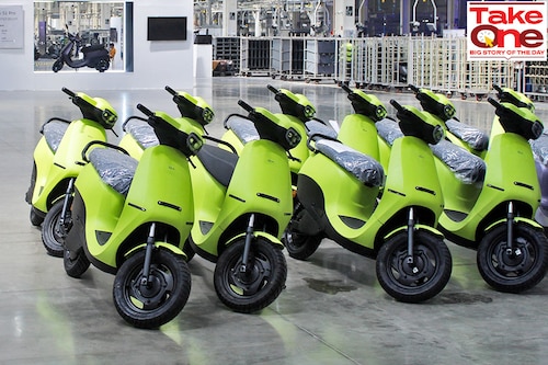 Ola Electric"s S1 Air e-scooters at their manufacturing facility in Pochampalli in Tamil Nadu, India.
Image: VarunVyas Hebbalalu / Reuters Ola Electric"s S1 Air e-scooters at their manufacturing facility in Pochampalli in Tamil Nadu, India.
Image: VarunVyas Hebbalalu / Reuters