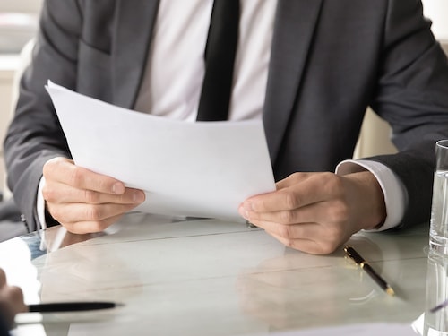 Companies hiring top managers should focus on finding the right match at least as much as on chasing the top-quality candidate, as inferred from their resume
Image: Shutterstock