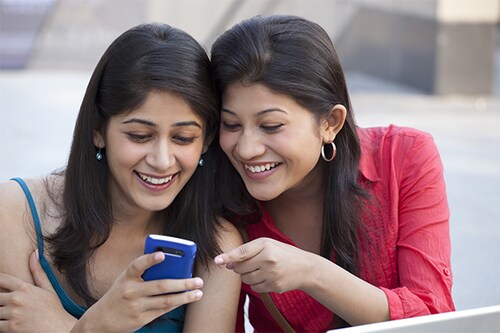 Data monetisation to move away from telcos: this continues a theme from 2015, and predicts that new revenues in the industry generated from data service will flow more and more to data service and applications providers, and not to telecom operators