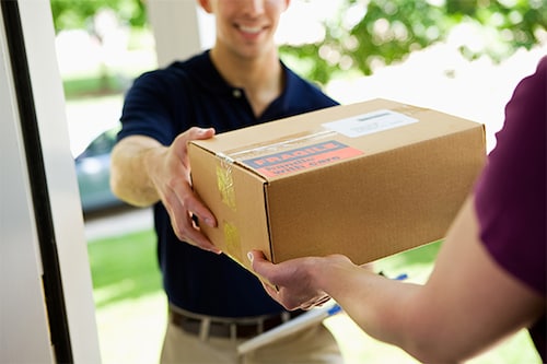 Under GST, the state of delivery should lawfully obtain the revenue from the e-commerce sale ( Photo: Shutterstock)
Under GST, the state of delivery should lawfully obtain the revenue from the e-commerce sale ( Photo: Shutterstock)