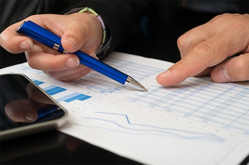 Often, a client has to evaluate among various wealth managers before he decides to work with two or more (Shutterstock)