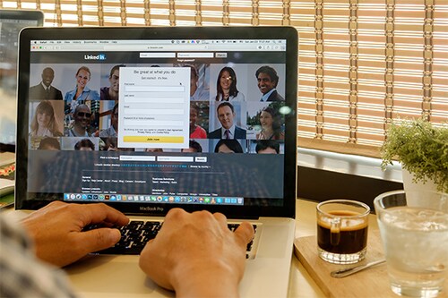 There is enhanced amount of networking when it comes to LinkedIn Groups because it becomes a forum where people from various industrial backgrounds discuss real issues pertaining to the workplace.  (Photo: Shutterstock)