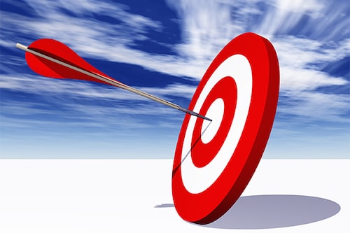 Ensure that award targets are tied to realistic performance goals (Photo: Shutterstock)
