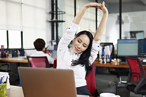 Get up, stretch, move your neck, rotate your shoulders during  and even before or after work. (Photo: Shutterstock)