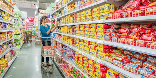 As our incomes grow and we start appreciating the convenience more, we’ll be willing to pay a premium for good services. (Photo: Karve / Shutterstock.com)
