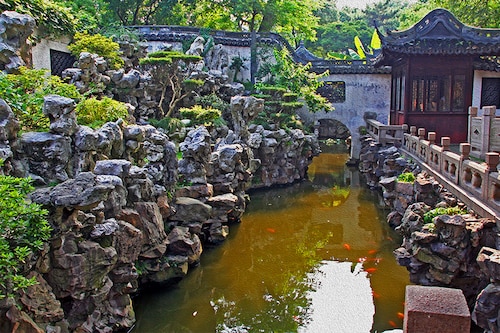 yu-garden-shutterstock_198799523-copy