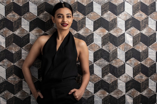 bg_20181030_radhika-apte