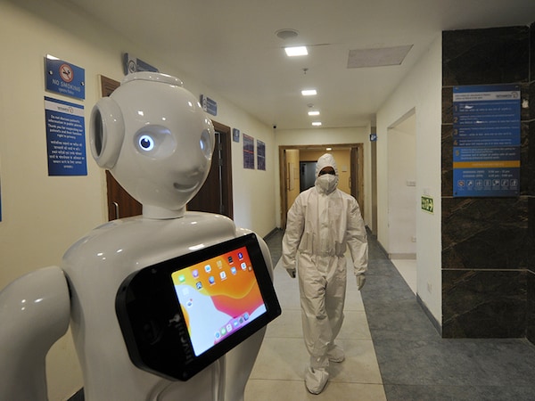 GREATER NOIDA, INDIA - SEPTEMBER 12: A robot deployed at Yatharth Super Speciality Hospital amid Covid-19 pandemic, on September 12, 2020 in Greater Noida, India. The robot is mounted with a camera, sensors and display for communication in ICU wards. (Photo by Sunil Ghosh/Hindustan Times via Getty Images)