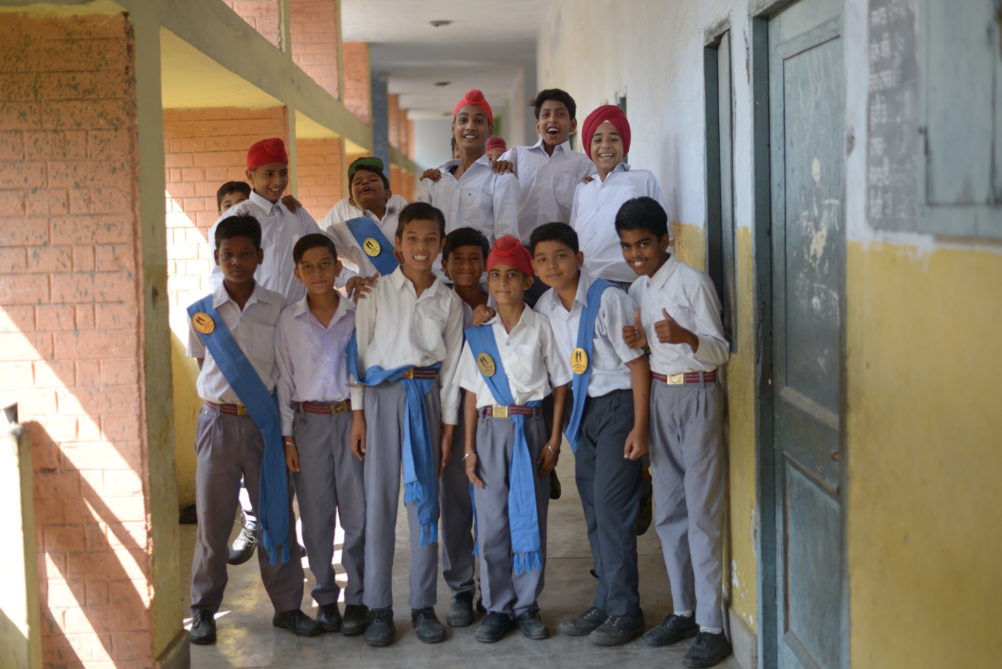 As part of the APEKSHA program, young leaders educate adolescents on health