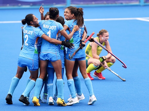 TOKYO, JAPAN - AUGUST 02: (EDITOR’S NOTE: Alternative crop of image #1331882463) Players of Team India celebrate their 1-0 win after the Women's Quarterfinal match between Australia and India on day ten of the Tokyo 2020 Olympic Games at Oi Hockey Stadium on August 02, 2021 in Tokyo, Japan. (Photo by Buda Mendes/Getty Images)