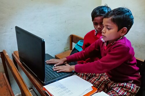From January until September 2021, the edtech sector saw deals worth more than $3.35 billion, more than 3x the consolidated amount raised in 2019 and 2020. Image: Shutterstock