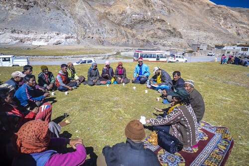 While most funders would like to inform their funding strategy based on community needs, listening with an intent to inform strategy is yet to become a necessary regular practice. Image: Shutterstock