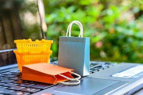 Seven trends that will rule the D2C sphere in 2023. Image: Shutterstock