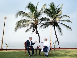 UK Prime Minister Sir Keir Starmer and Prime Minister of India, Narendra Modi, walk in the gardens of Raj Bhavan, the official residence of the governor of Maharashtra where the two leaders later held a bilateral meeting and issued press statements on October 9, 2025 in Mumbai, India. Prime Minister Keir Starmer is in India along with representatives from British businesses, universities, and cultural institutions, to promote the free trade agreement signed between the UK and India in July.
Image: Stefan Rousseau - WPA Pool/Getty Images 
