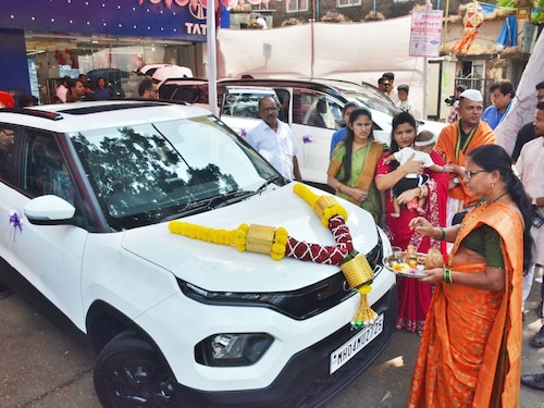 On Dhanteras, auspicious day, many people purchased new vehicles at the Car Showroom in Thane, on October 18, 2025 in Mumbai, India. Image: Praful Gangurde/Hindustan Times via Getty Images On Dhanteras, auspicious day, many people purchased new vehicles at the Car Showroom in Thane, on October 18, 2025 in Mumbai, India. Image: Praful Gangurde/Hindustan Times via Getty Images