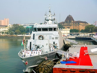 Indian Navy personnel stand on the INS Mahe, the first vessel in the Mahe-class series of Anti-Submarine Warfare Shallow Water Craft (ASW-SWC), during its commissioning ceremony at the Naval Dockyard in Mumbai, India, November 24, 2025. Indian Navy personnel stand on the INS Mahe, the first vessel in the Mahe-class series of Anti-Submarine Warfare Shallow Water Craft (ASW-SWC), during its commissioning ceremony at the Naval Dockyard in Mumbai, India, November 24, 2025.