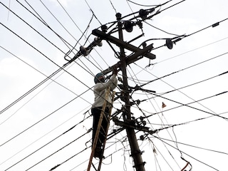 A recent report on the State of State Finances by PRS Legislative highlights that discretionary spending is being crowded out by populist measures, with Punjab leading the list.
Image: Narinder Nanu/ AFP