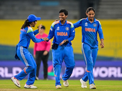 : Deepti Sharma (centre) celebrates with teammates during a match against Pakistan in the ICC Women's Cricket World Cup in Colombo on October 5;
Image: Ishara S. Kodikara / AFP
: Deepti Sharma (centre) celebrates with teammates during a match against Pakistan in the ICC Women's Cricket World Cup in Colombo on October 5;
Image: Ishara S. Kodikara / AFP