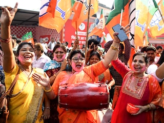 Bharatiya Janata Party (BJP) supporters celebrate as early trends show the ruling National Democratic Alliance leading in the Bihar state assembly election results, in Patna, India, November 14, 2025. 
Image: Sonu Kishan / Reuters
