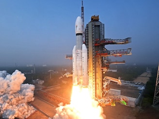 Indian Space Research Organisation (ISRO) shows ISRO's launch vehicle LVM3-M6 carrying the United States’ next-generation BlueBird Block-2 communication satellite of AST SpaceMobile lifting off from the launch pad at the Satish Dhawan Space Centre in Sriharikota in India's Andhra Pradesh state. Photo by ISRO / AFP
