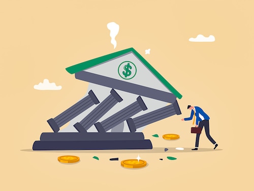 A study showed that PE companies held the failed banks for an average of 6.5 years, before selling them or making them public through an IPO. Image: Shutterstock A study showed that PE companies held the failed banks for an average of 6.5 years, before selling them or making them public through an IPO. Image: Shutterstock
