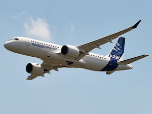 Airbus A220-300.
Photo by Pasccal Pavani / AFP