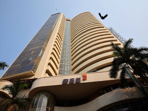 Photo by REUTERS/Francis Mascarenhas