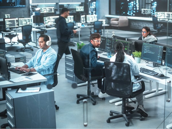 Indian IT firms have reported a stronger deal pipeline this quarter, with much of the demand coming from BFSI, retail, health care, manufacturing and telecom clients. Photo by Shutterstock