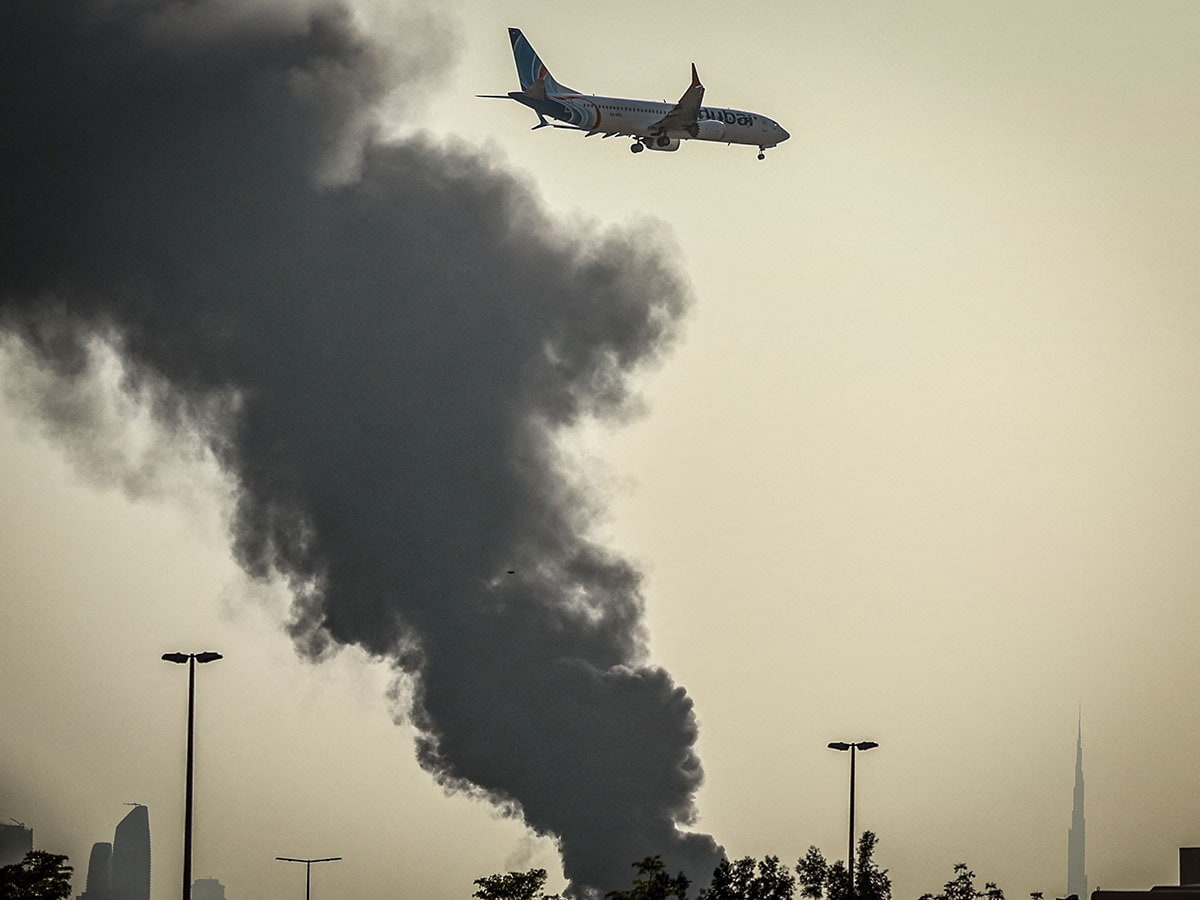 Dubai airport halts flights again as UAE shuts airspace