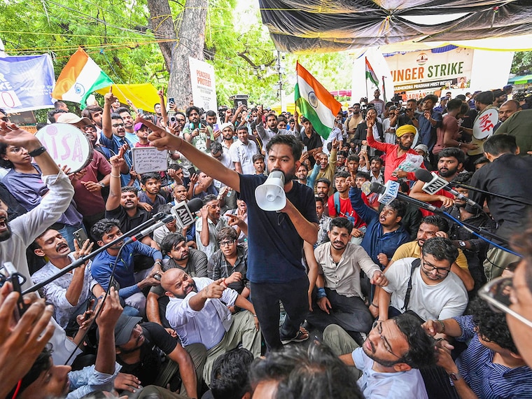 Government and CJP Reach Agreement, NEET Protest Withdrawn 