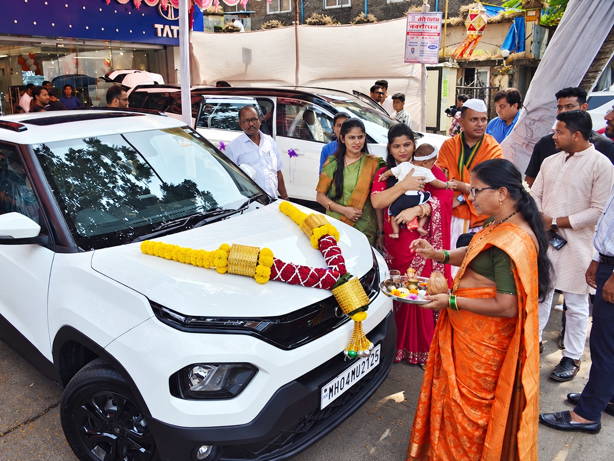 Festive season auto retail sales fall 6.5 percent on short Navratri, high base