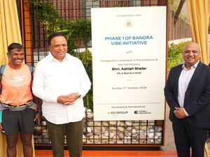 L to R-Vishvas Mote, Deputy Commissioner, BMC, Adv. Ashish Shelar, MLA and Amitesh Shah, CEO, Mumbai MMR Region, Godrej Properties inaugurating the First Milestone of Bandra Bay Transformation
