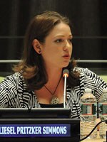 mg_72091_lisel_pritzker_280x210.jpg mg_72091_lisel_pritzker_280x210.jpg