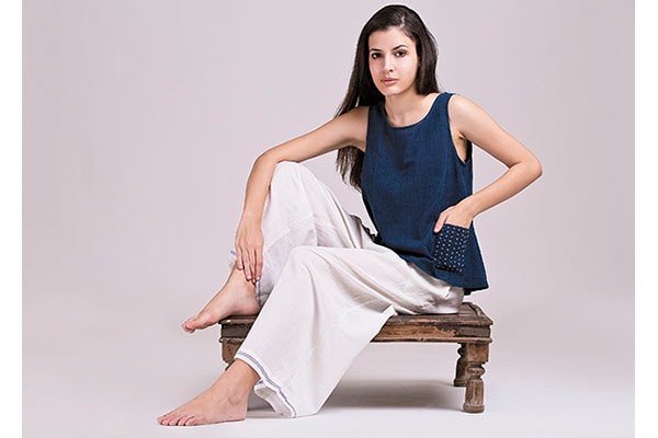 mg_82327_tulsi_280x210.jpg mg_82327_tulsi_280x210.jpg