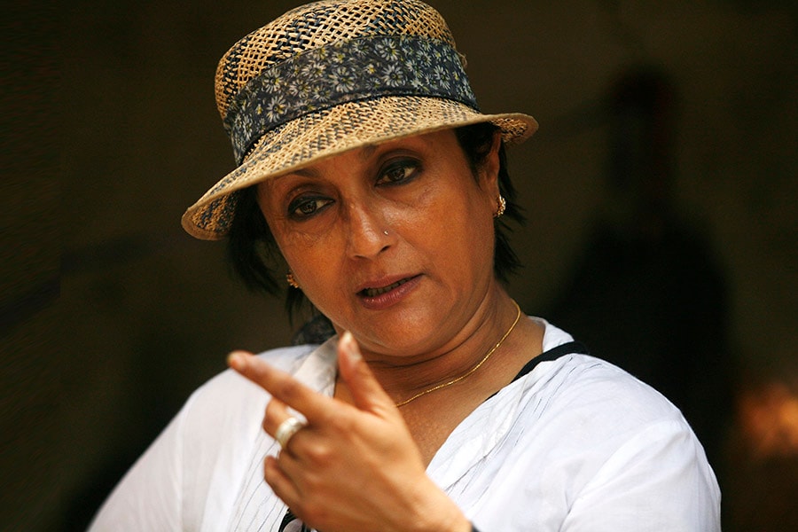 mg_95665_aparnasen_bg_280x210.jpg mg_95665_aparnasen_bg_280x210.jpg