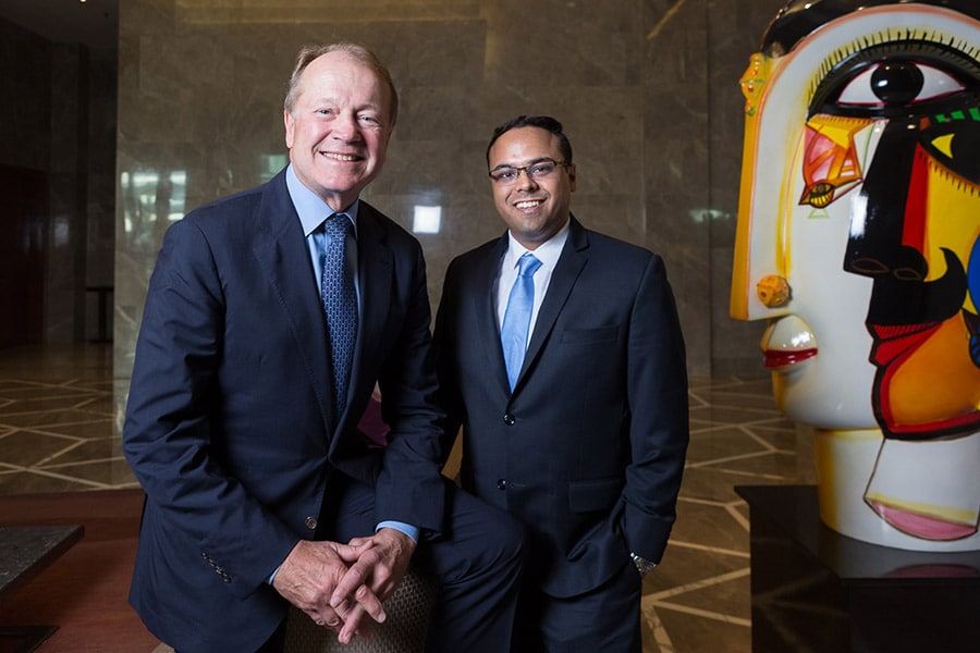 g_101391_johnchambers_bg_280x210.jpg g_101391_johnchambers_bg_280x210.jpg