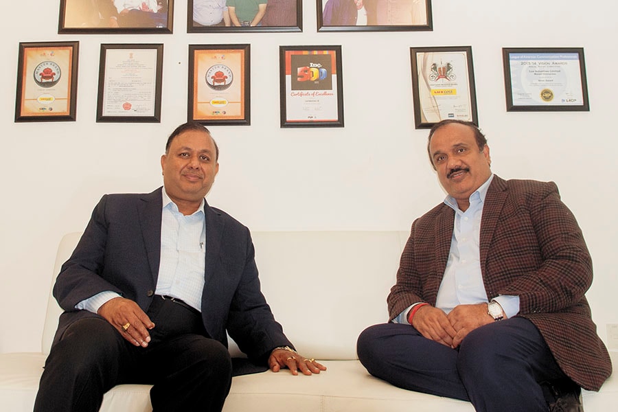 mg_97777_ashok_and_pradeep_todi_280x210.jpg mg_97777_ashok_and_pradeep_todi_280x210.jpg