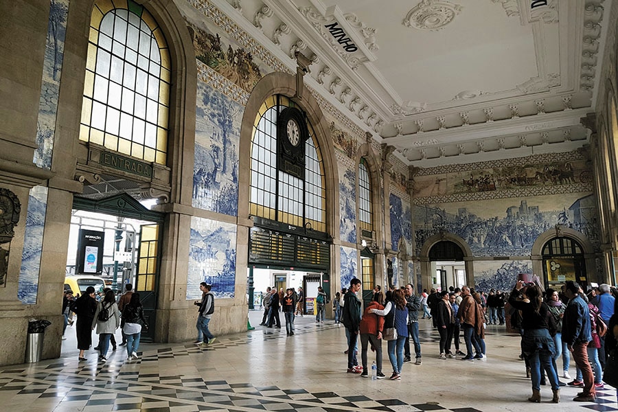 mg_97563_sao_bento_railway_station_280x210.jpg