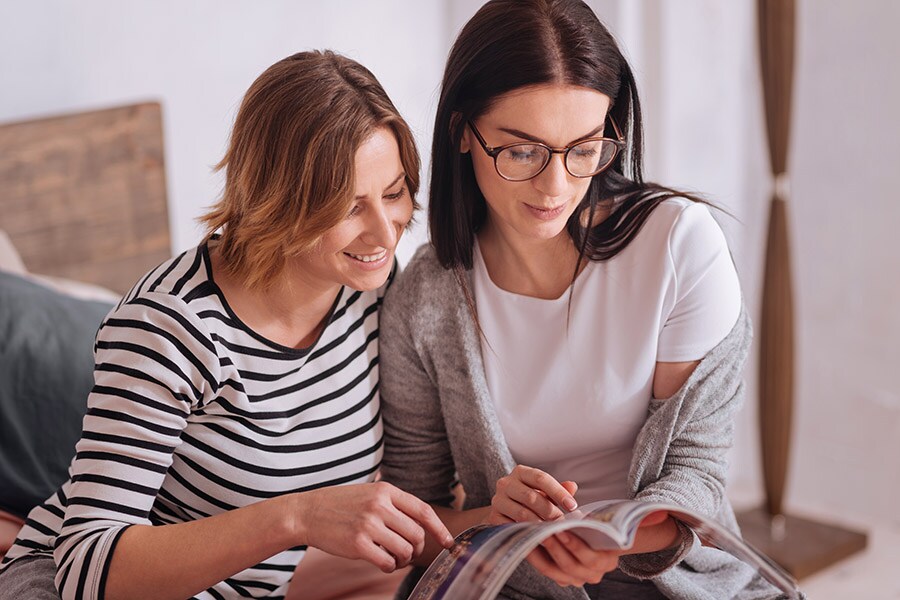 mg_94479_reading_shutterstock_574383118bg_280x210.jpg mg_94479_reading_shutterstock_574383118bg_280x210.jpg