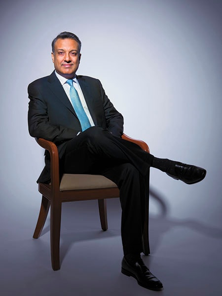 mg_96615_sumant_sinha_280x210.jpg mg_96615_sumant_sinha_280x210.jpg