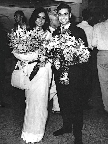 g_101151_adi_and_parmeshwar_godrej_280x210.jpg g_101151_adi_and_parmeshwar_godrej_280x210.jpg