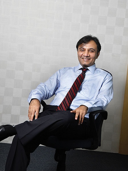 g_107101_sandeep_bakshi_280x210.jpg g_107101_sandeep_bakshi_280x210.jpg